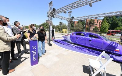 Presentan primer auto solar de Latinoamérica con capacidad para cuatro pasajeros